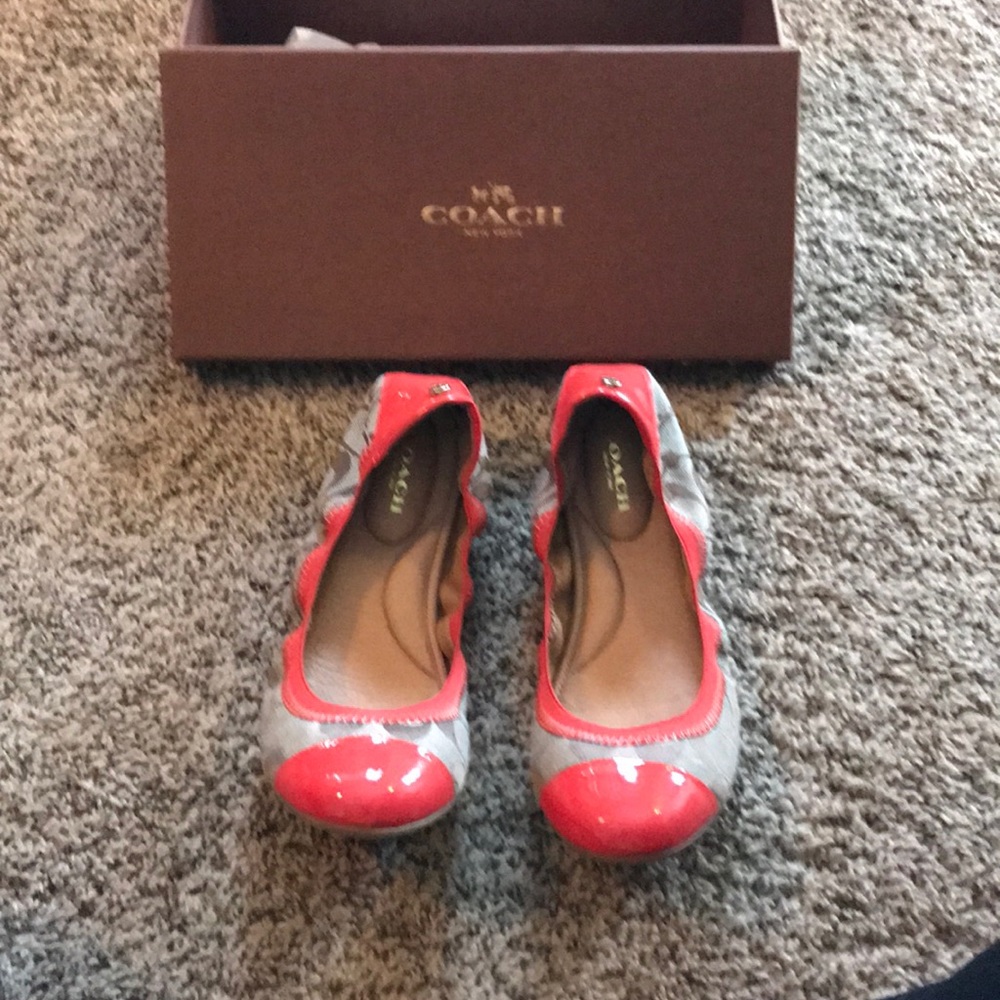 Never worn coach ballet flats !